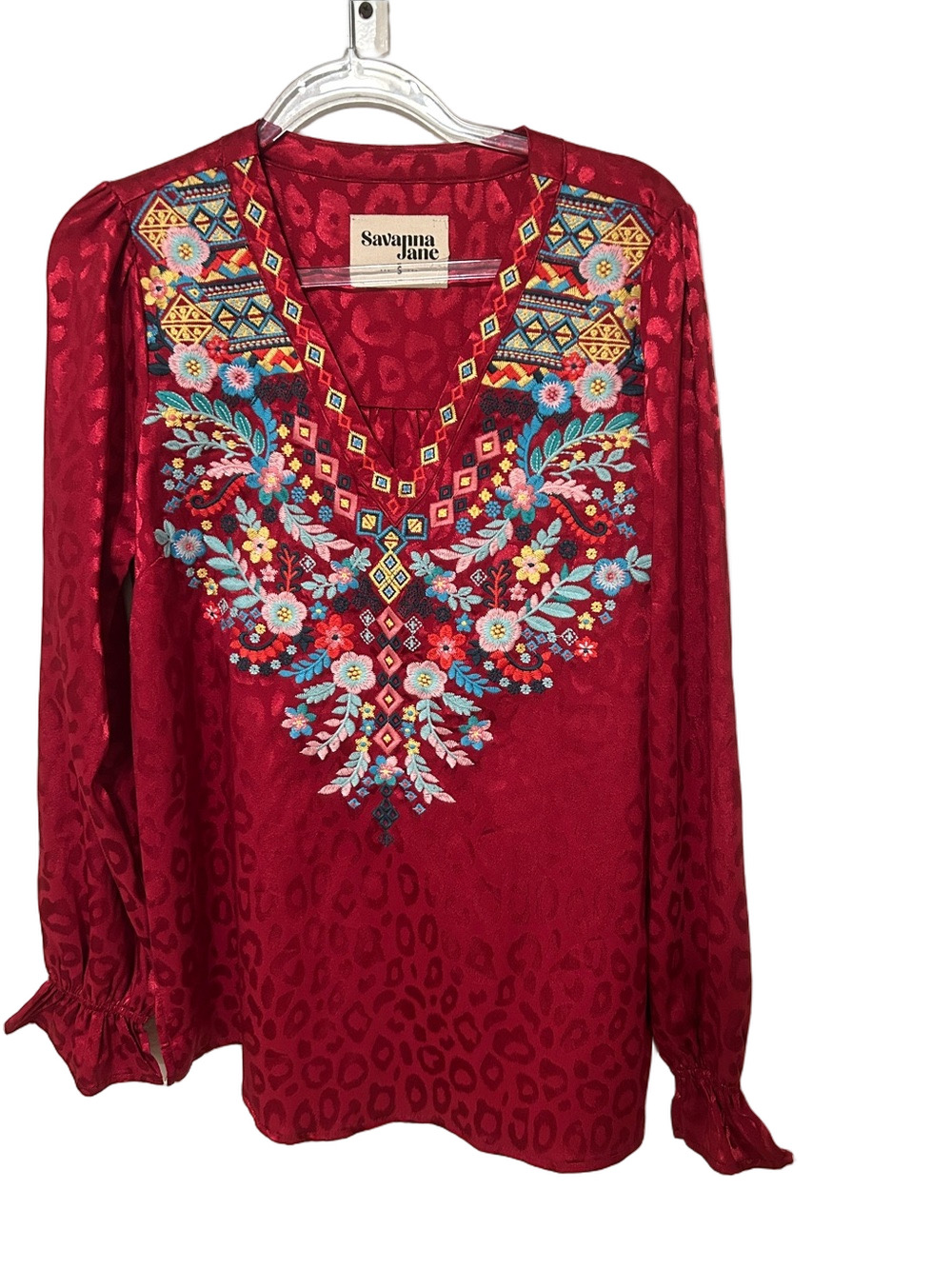🍋Savanna Jane Deep Red Embroidered V-Neck long sleeve size S GUC